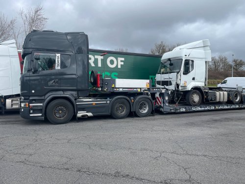 Transport d'engin grande hauteur